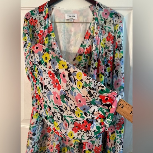 YUMI KIM Revolve XL Naomi Long Sleeve Romper Juniper VNeck Floral Romantic CLEAN - Picture 8 of 14